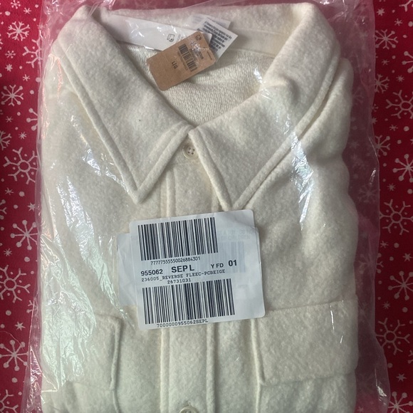 PINK Victoria’s Secret Reverse Fleece Shacket - Picture 7 of 8